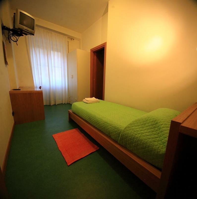 Arcobaleno Affittacamere Verona Exterior photo